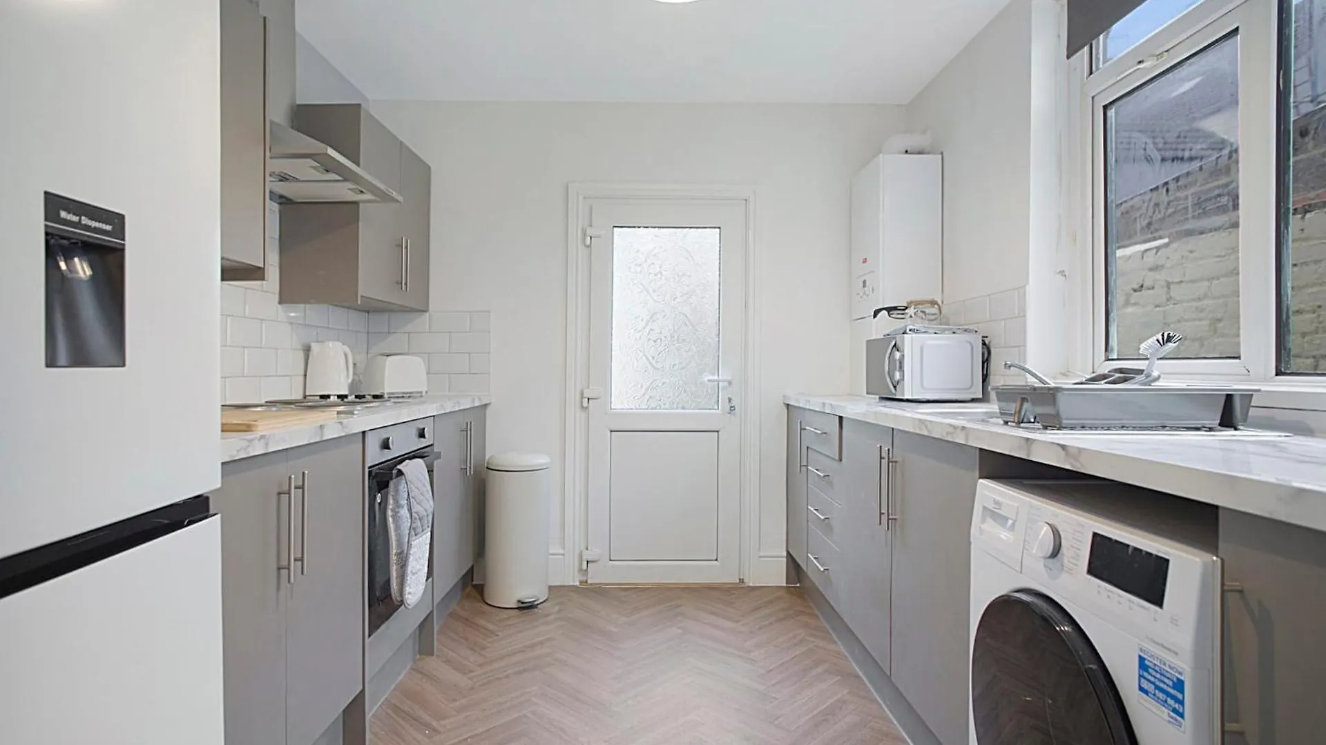Seaside Haven On Newcomen Grove, Redcar Retreat