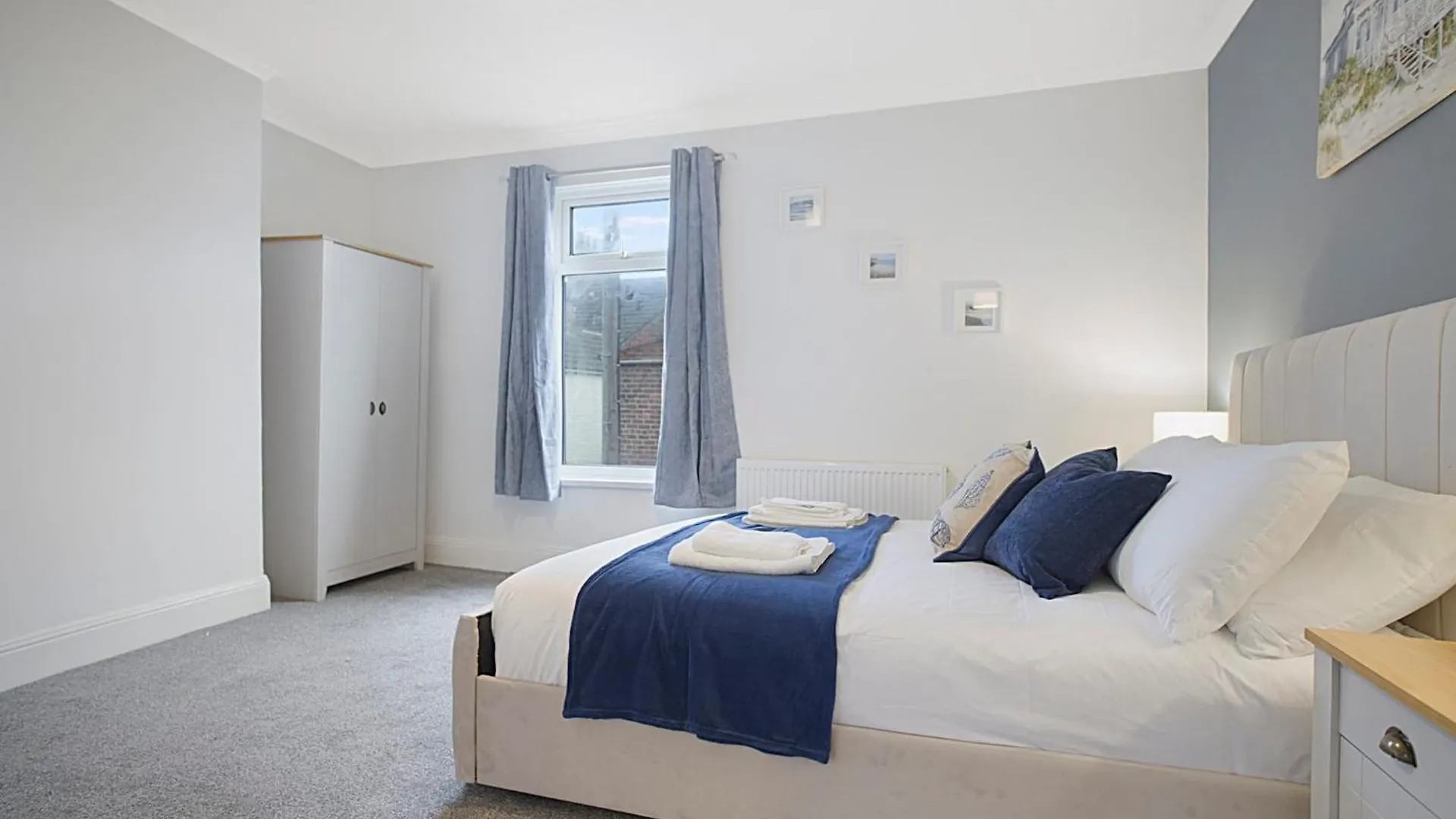 Seaside Haven On Newcomen Grove, Redcar Retreat